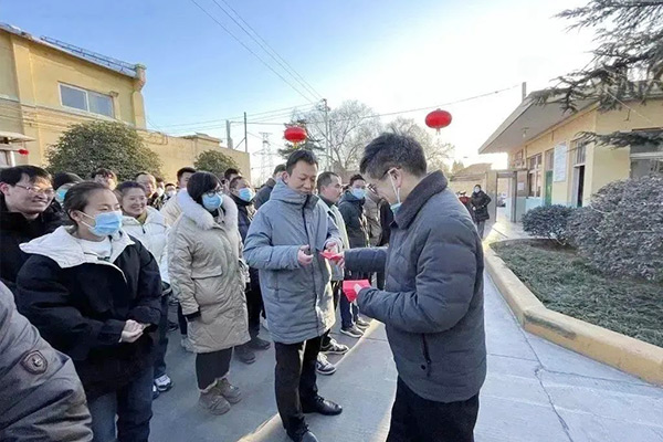 長(zhǎng)城機(jī)械發(fā)開工紅包